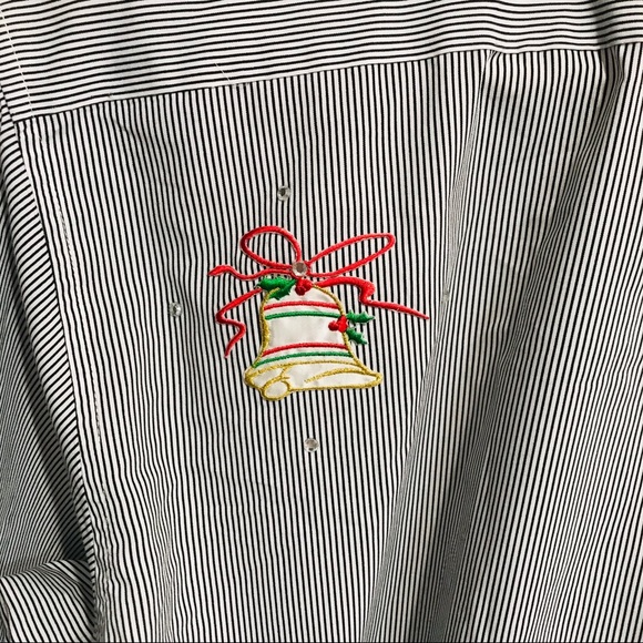 Majestic Christmas Button Down Shirt Sz S - Picture 8 of 8